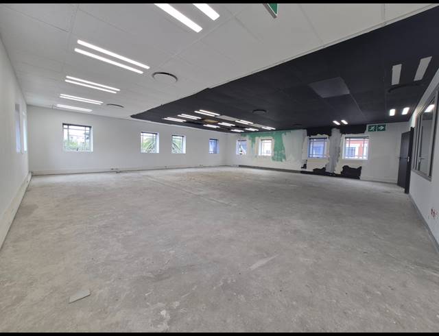 204M² OFFICE TO LET IN RIVONIA